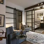 Loft W Starej Wozowni Apartment
