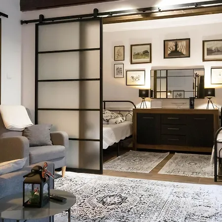 アパート Loft W Starej Wozowni *